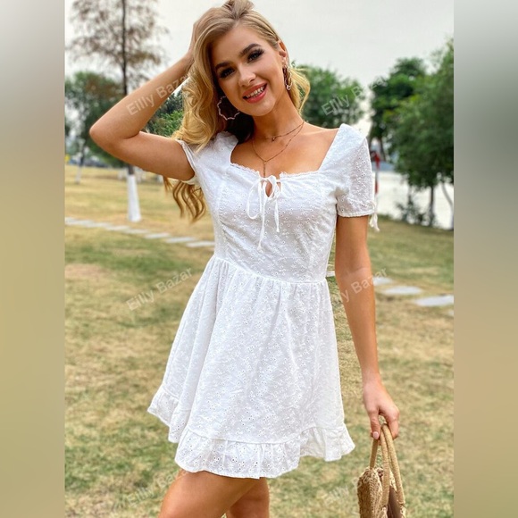 Cotton Eyelet Ruffle hem Dress - Picture 4 of 13